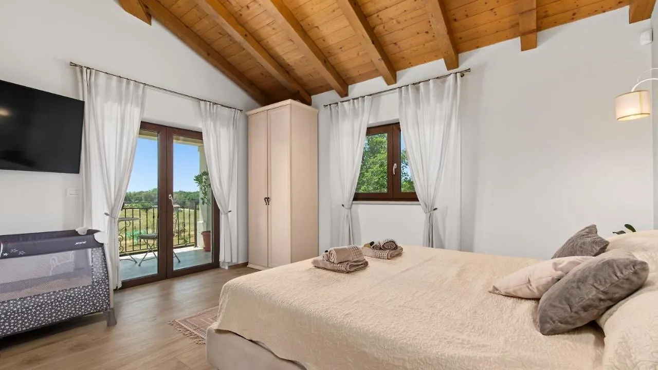 Villa Campagna Galižana 0*,